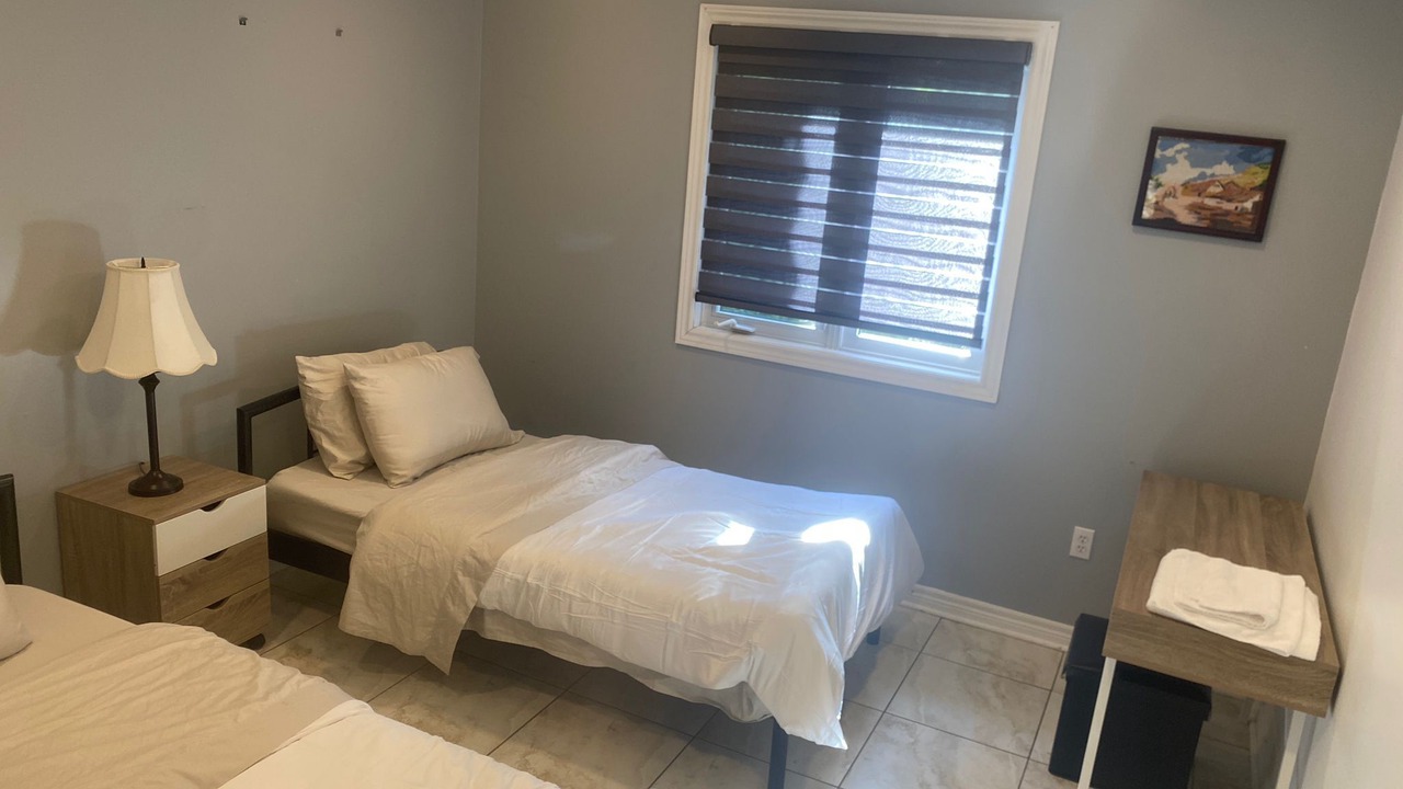 Photo of Bedroom in Sarnia