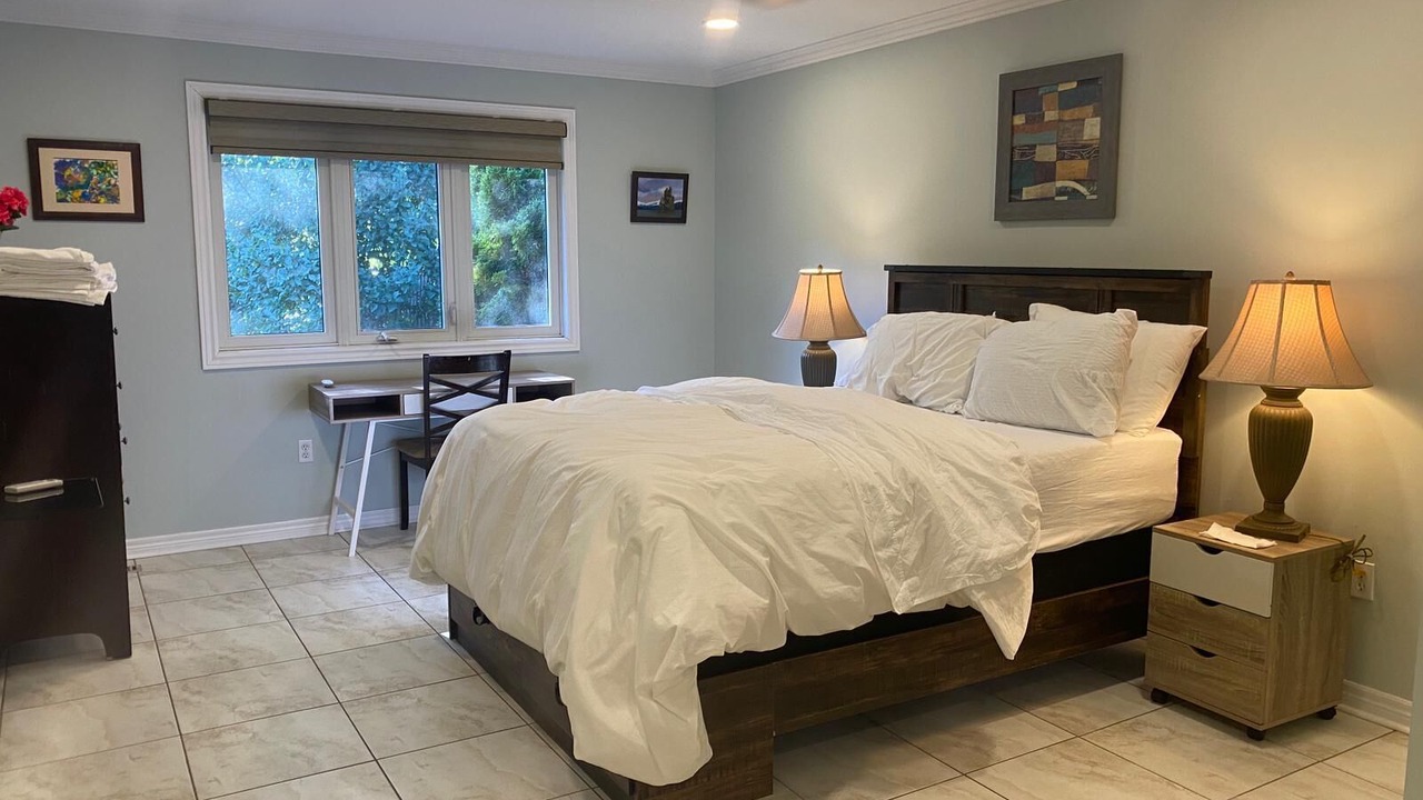 Photo of Bedroom in Sarnia