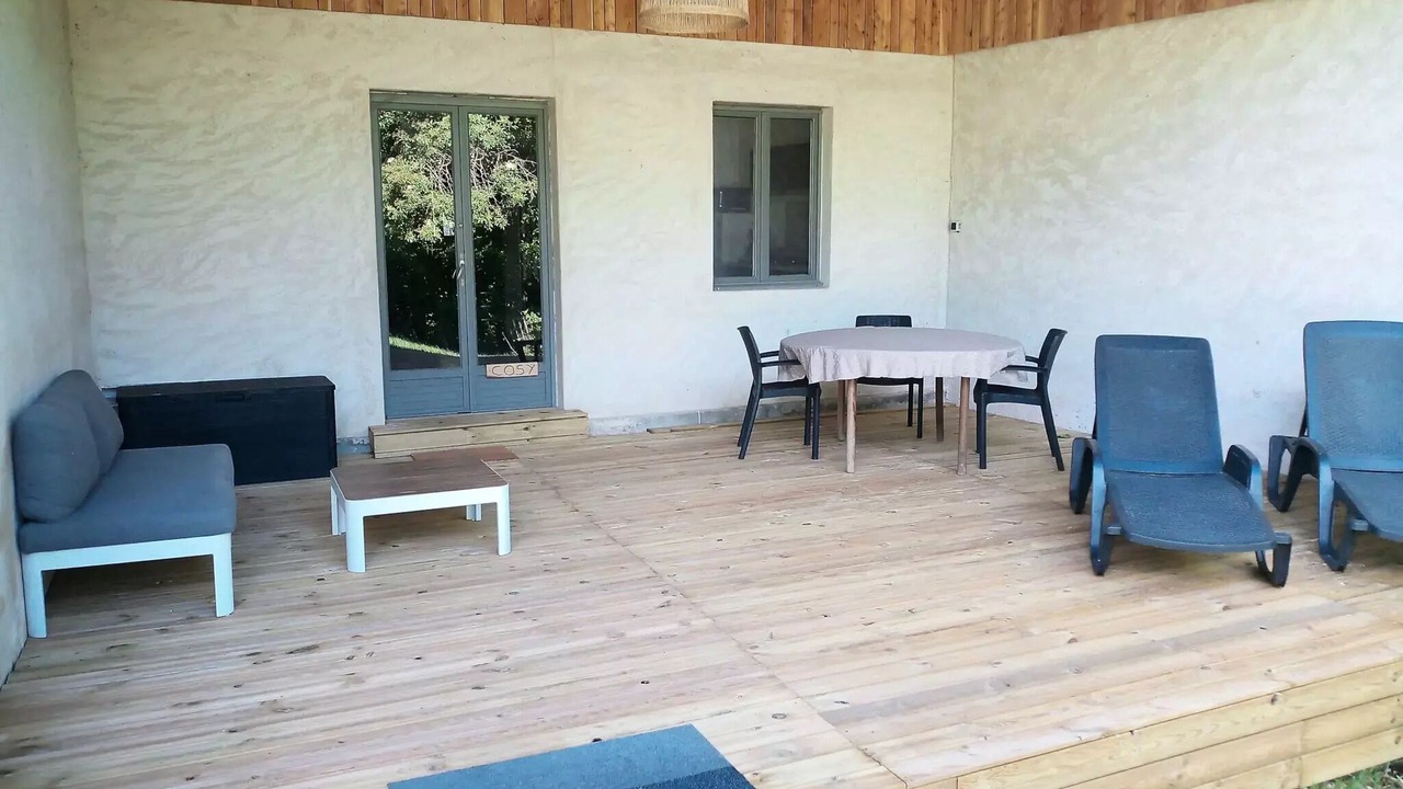 Photo of Outdoor in Vendoire