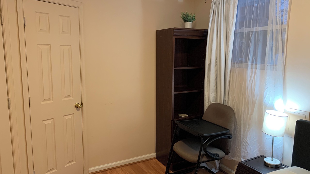 Photo of Bedroom in Calverton