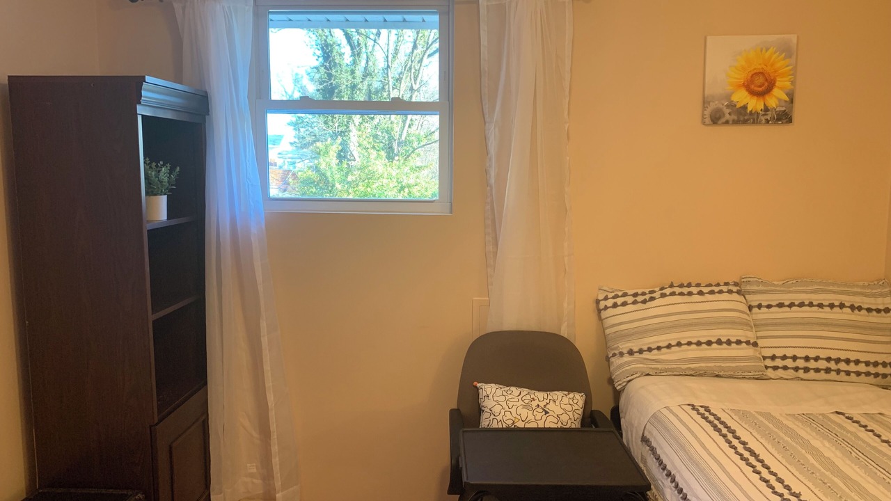 Photo of Bedroom in Calverton