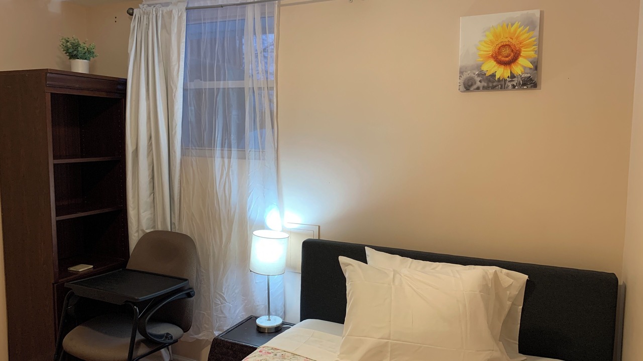 Photo of Bedroom in Calverton