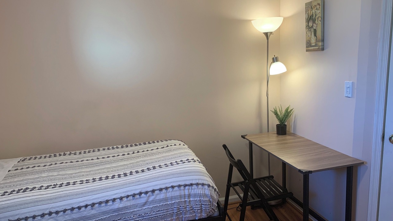 Photo of Bedroom in Calverton