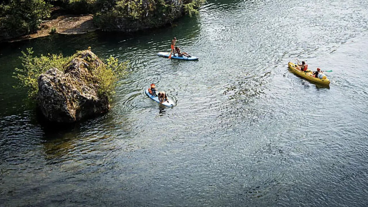 Photo of Others in Nant