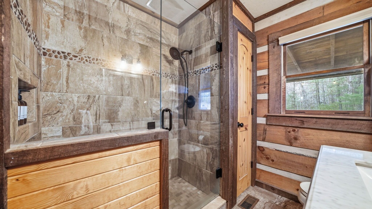 Photo of Bathroom in Aska