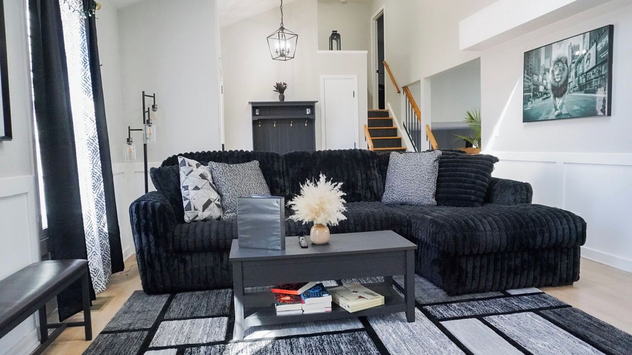 Photo of Livingroom in Country Club Hills
