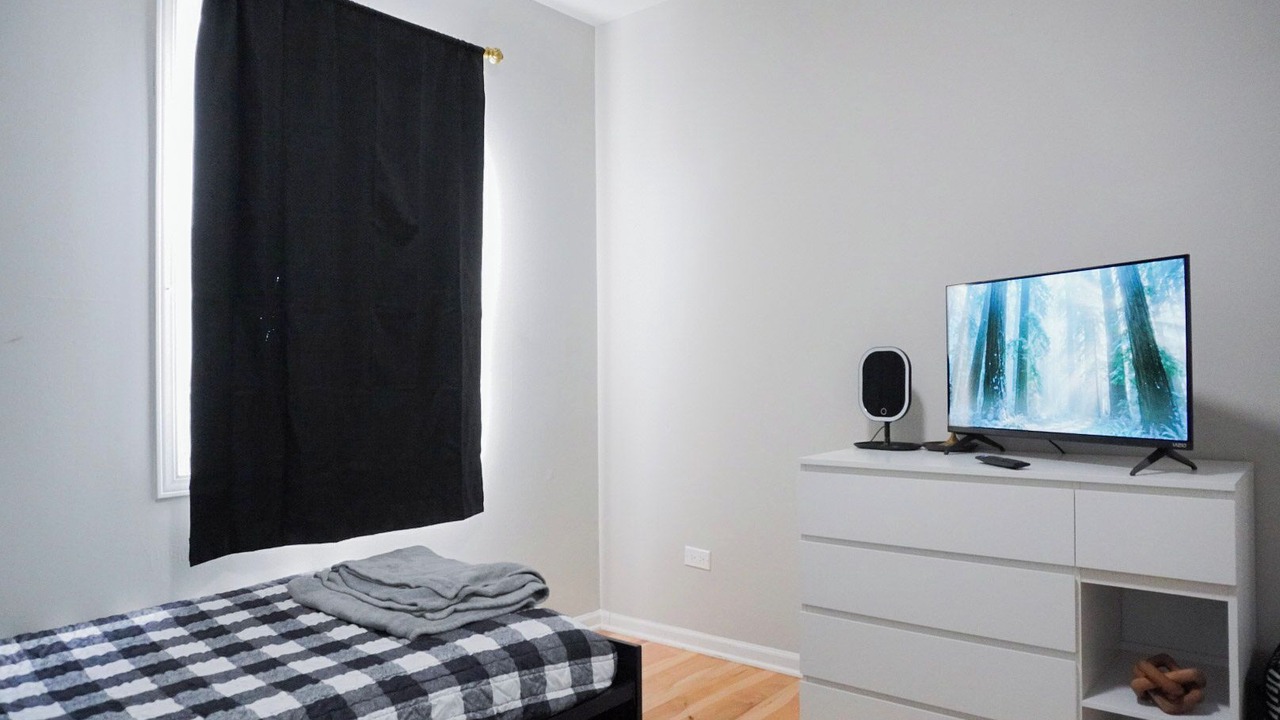 Photo of Bedroom in Country Club Hills