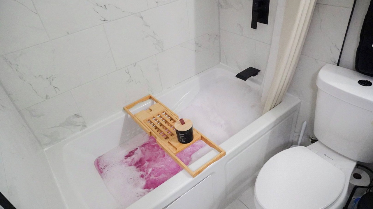 Photo of Bathroom in Country Club Hills
