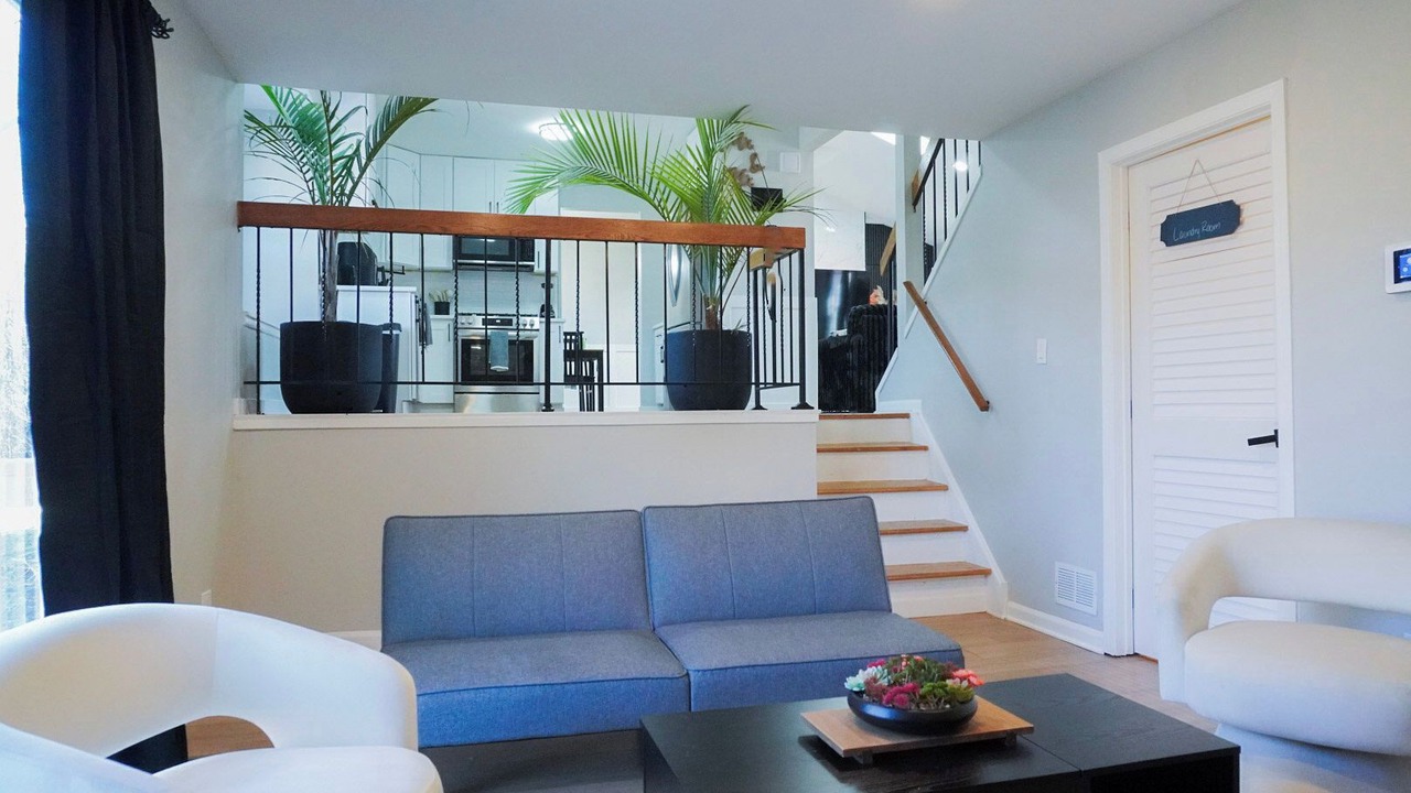 Photo of Livingroom in Country Club Hills