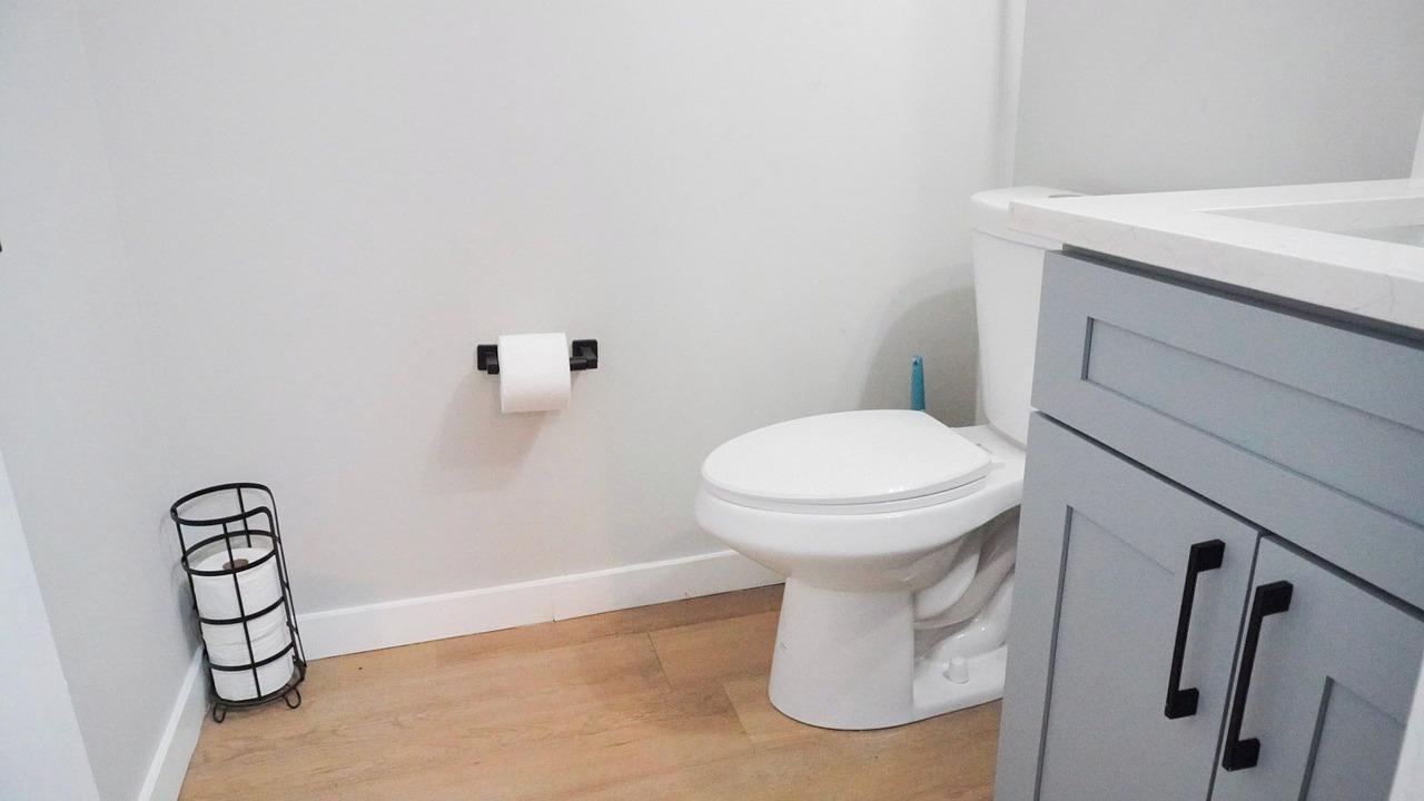 Photo of Bathroom in Country Club Hills