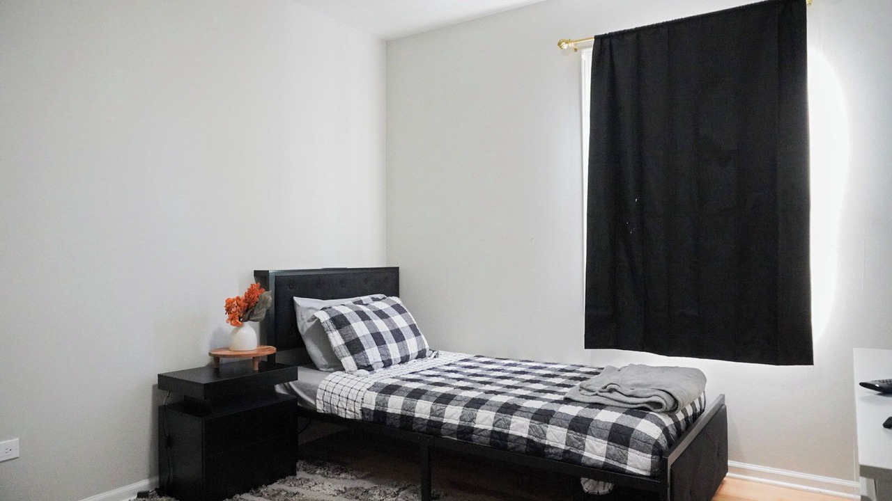 Photo of Bedroom in Country Club Hills