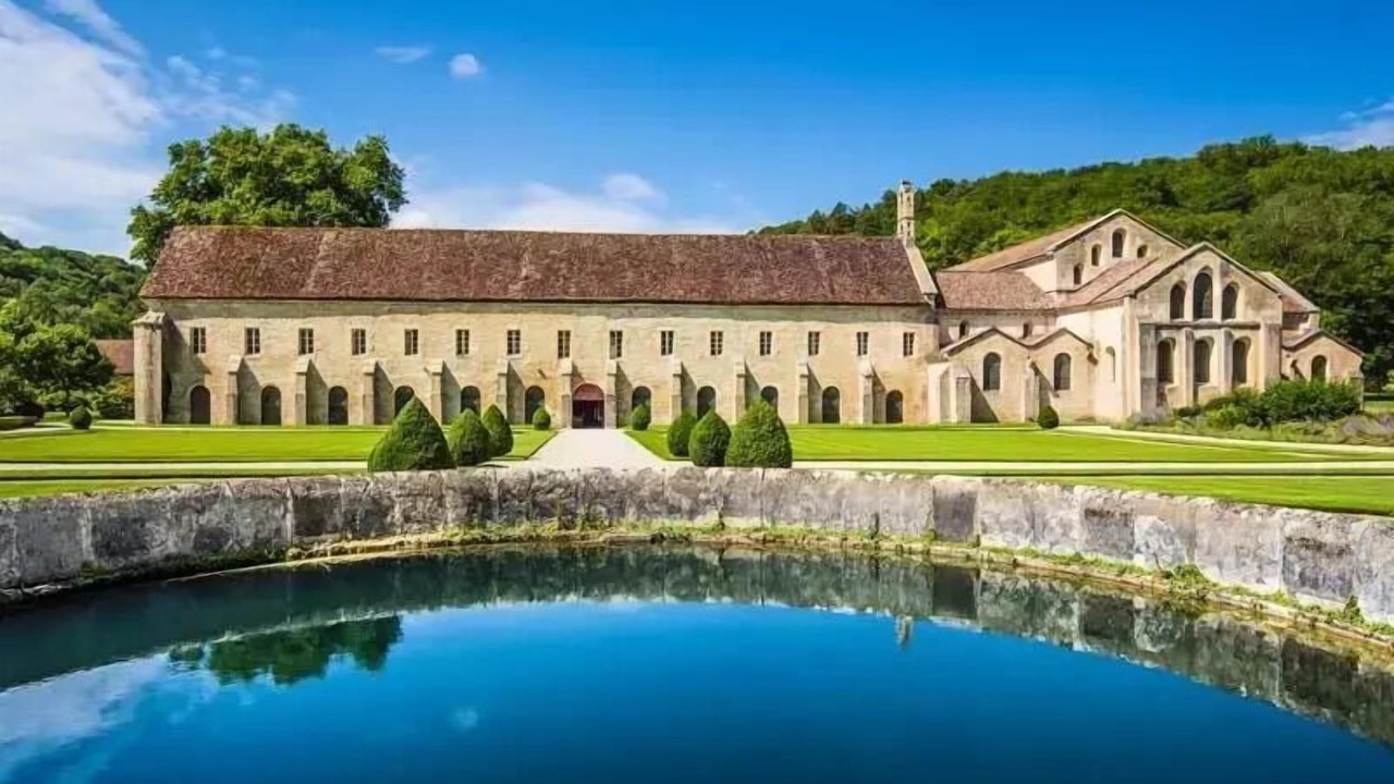 Photo of Outdoor in Pont-sur-Yonne