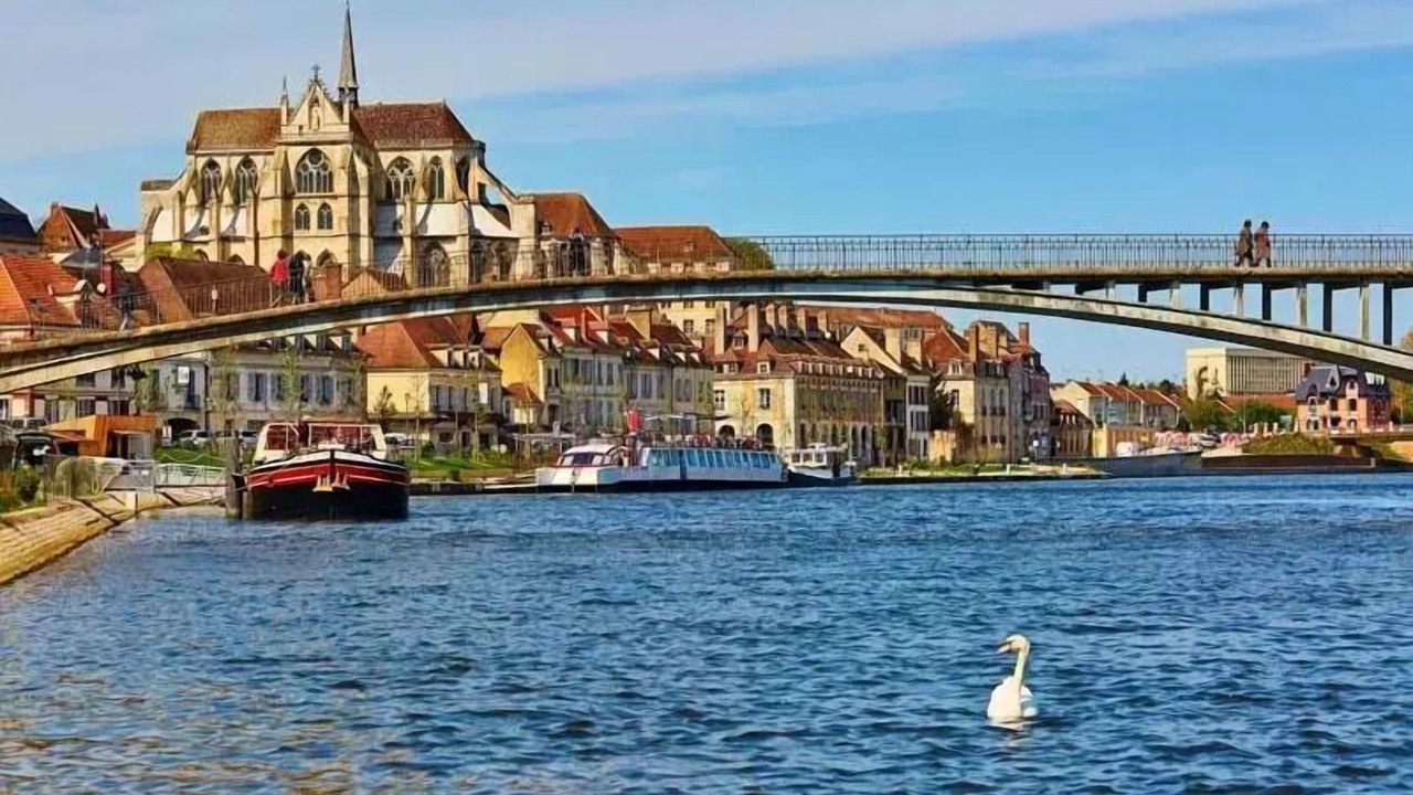 Photo of Others in Pont-sur-Yonne