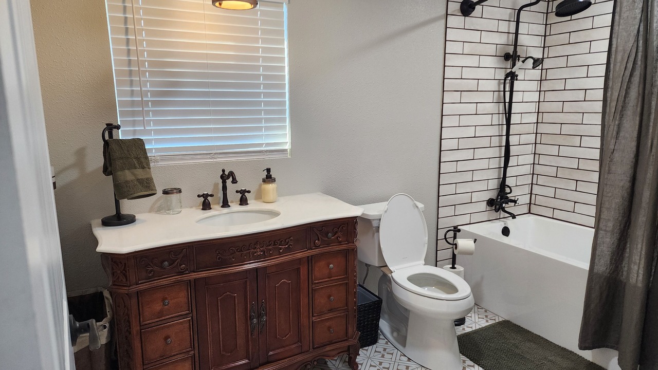Photo of Bathroom in Duncan