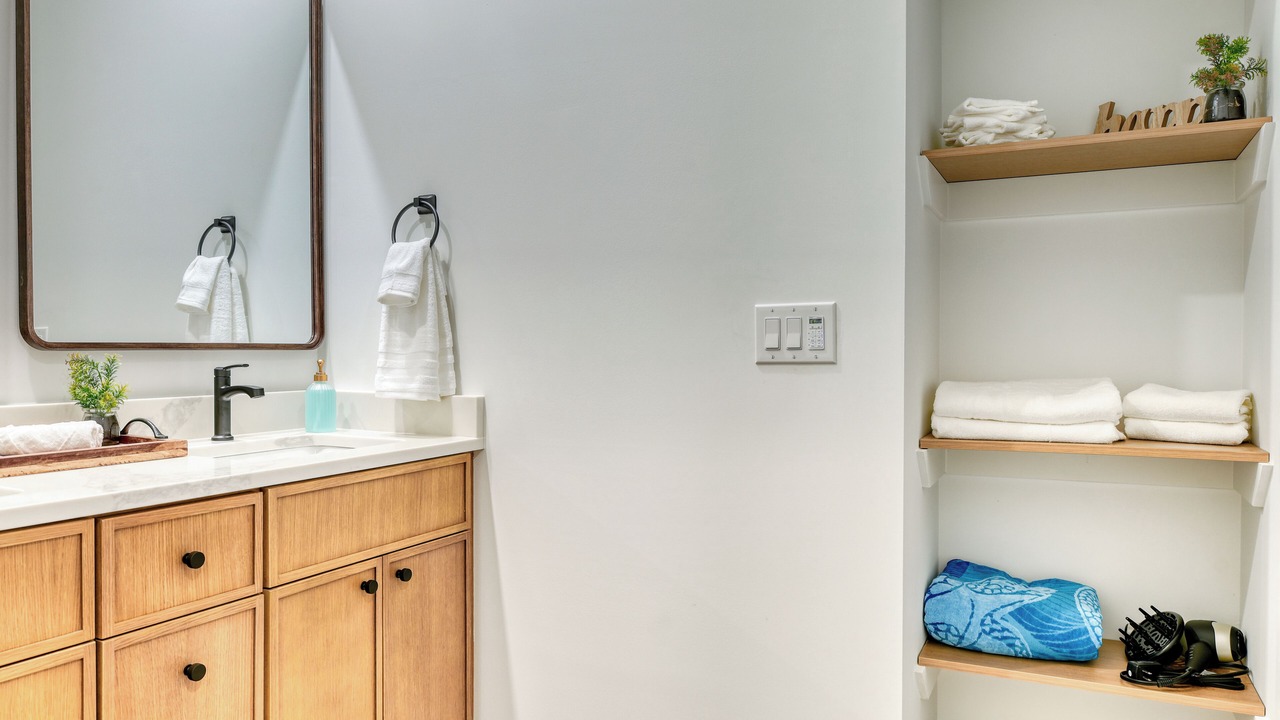 Photo of Bathroom in Oakland Hills