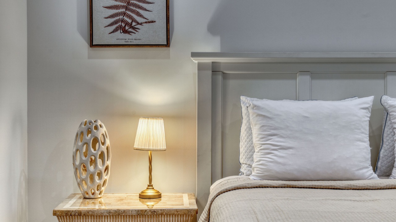 Photo of Bedroom in Oakland Hills
