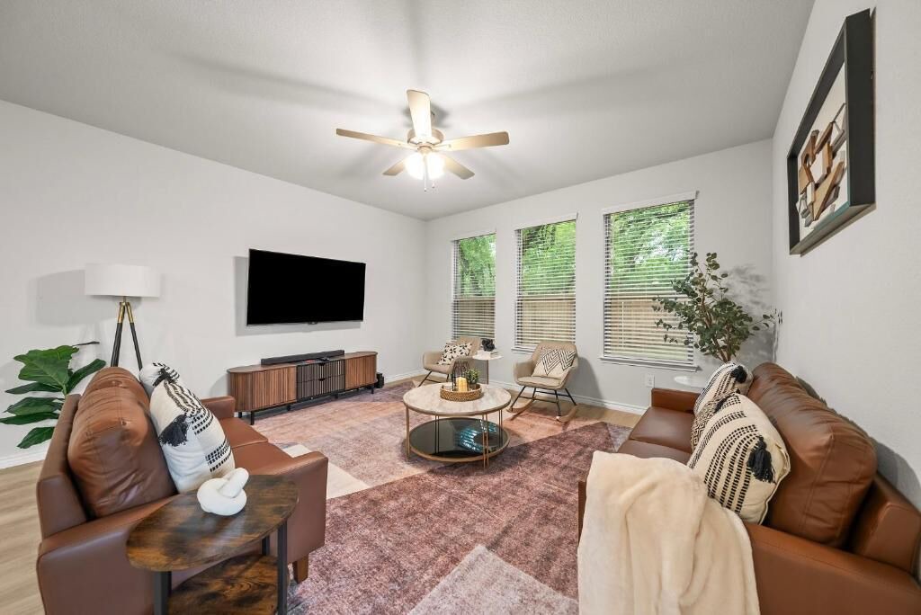 Photo of Livingroom in Denton
