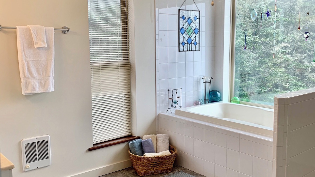 Photo of Bathroom in Cutler