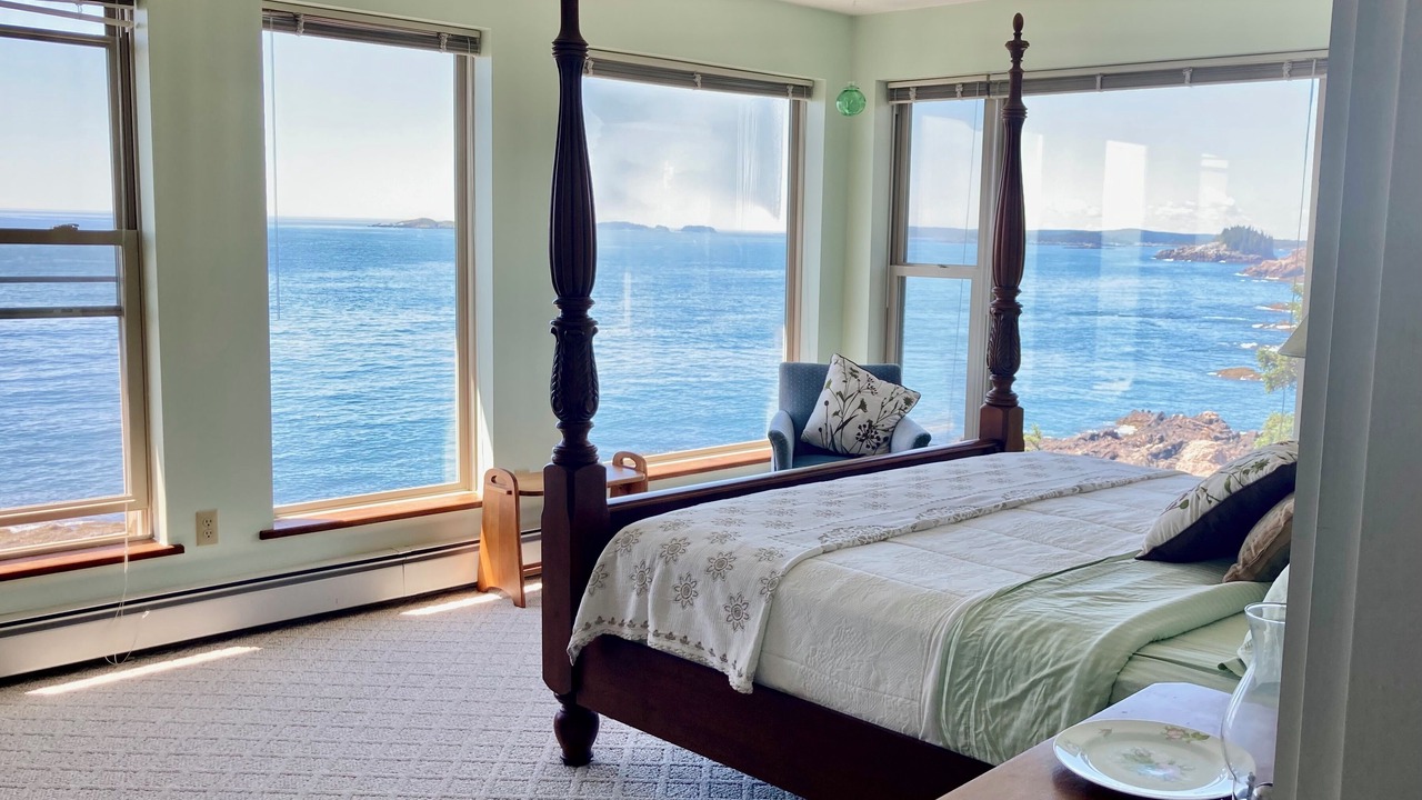 Photo of Bedroom in Cutler