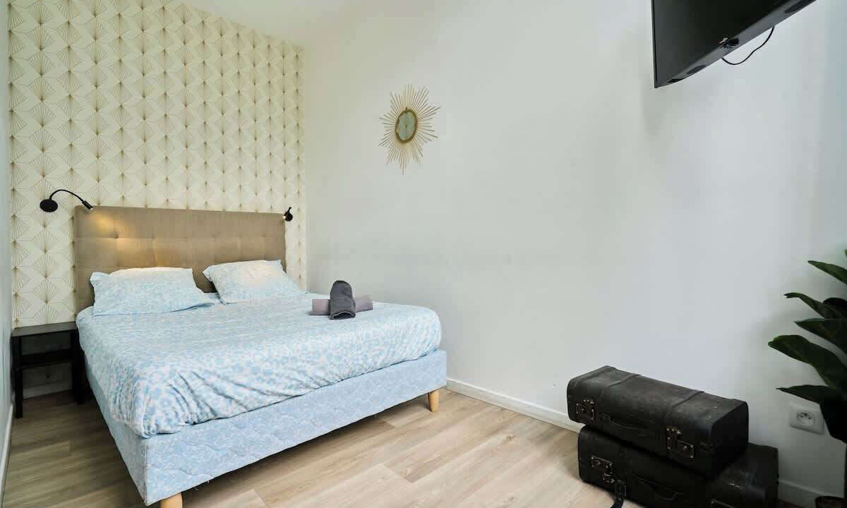 Photo of Bedroom in Lille