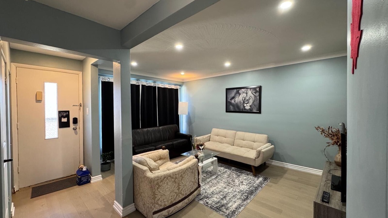 Photo of Livingroom in Toronto