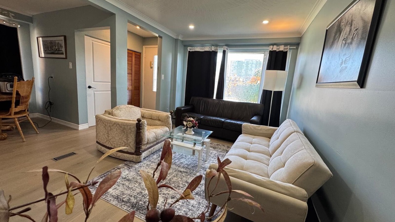 Photo of Livingroom in Toronto