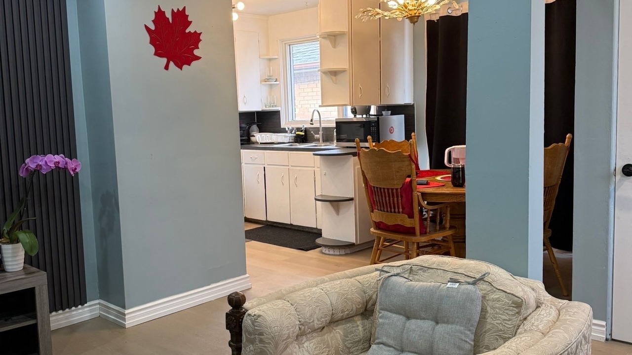 Photo of Livingroom in Toronto