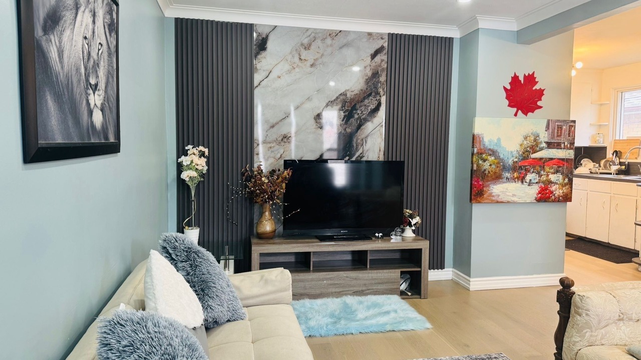 Photo of Livingroom in Toronto