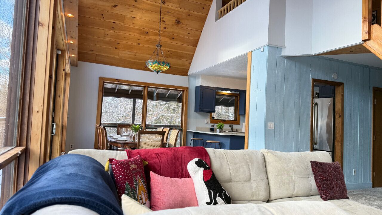 Photo of Livingroom in East Haven  Rutland County