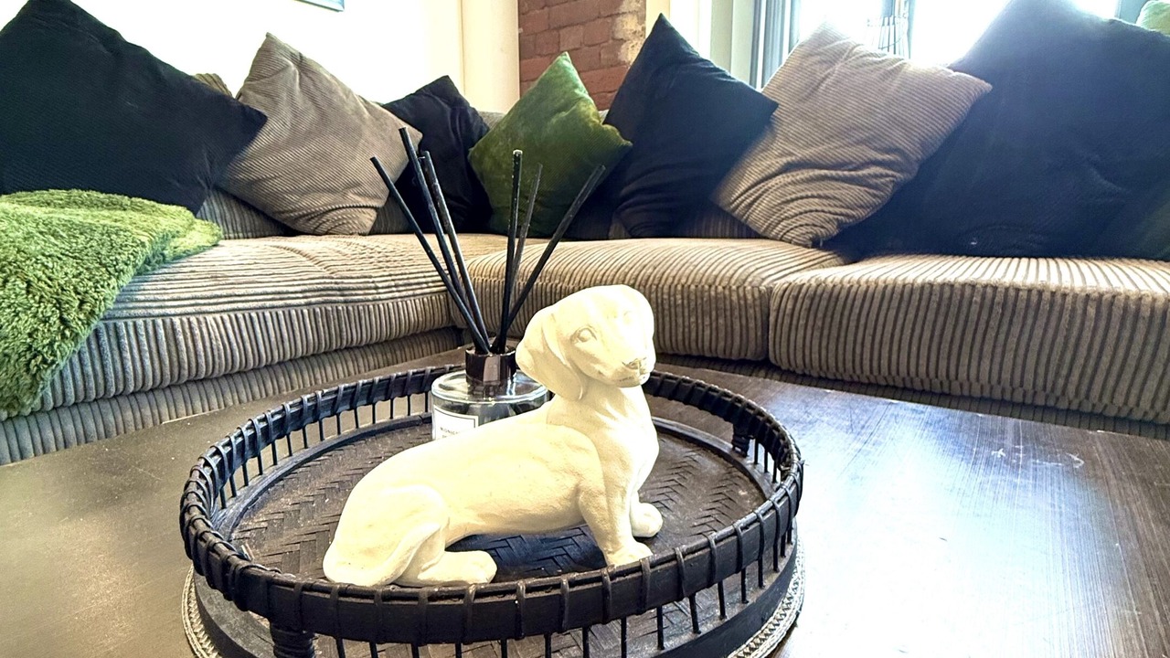 Photo of Livingroom in Bradford