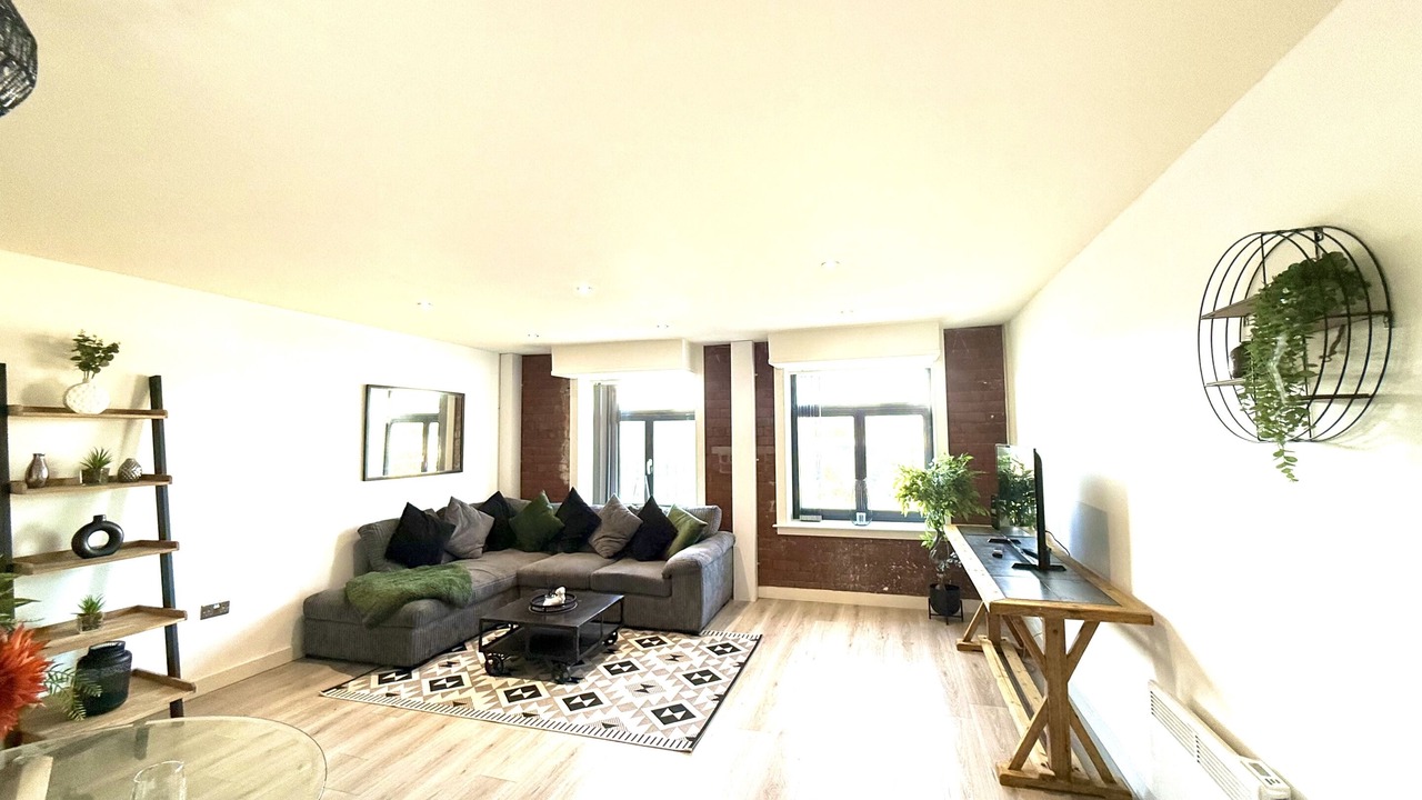 Photo of Livingroom in Bradford