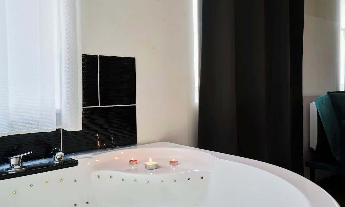 Photo of Bathroom in Tourcoing