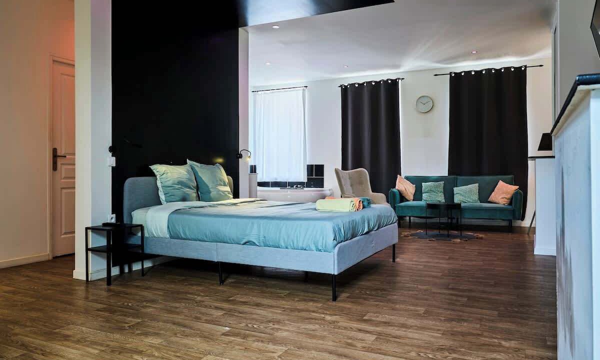 Photo of Bedroom in Tourcoing