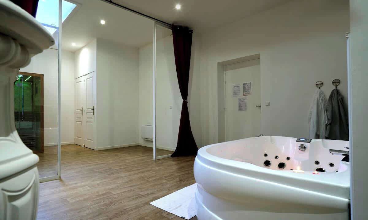 Photo of Bathroom in Tourcoing