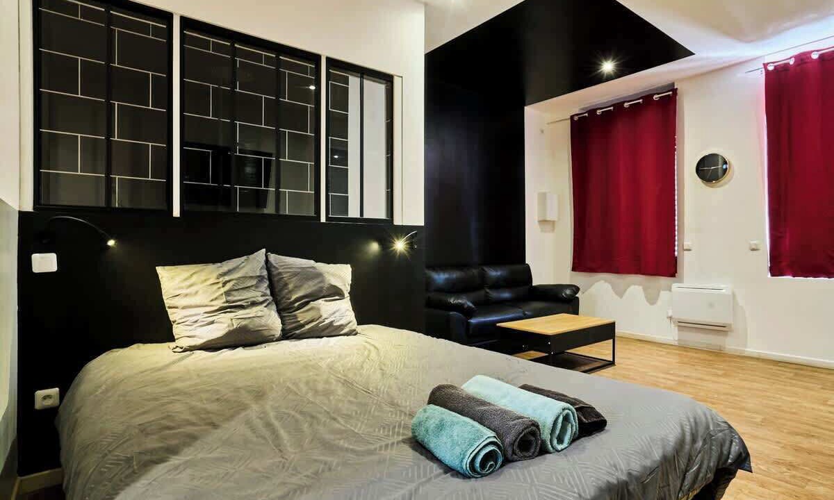 Photo of Bedroom in Tourcoing
