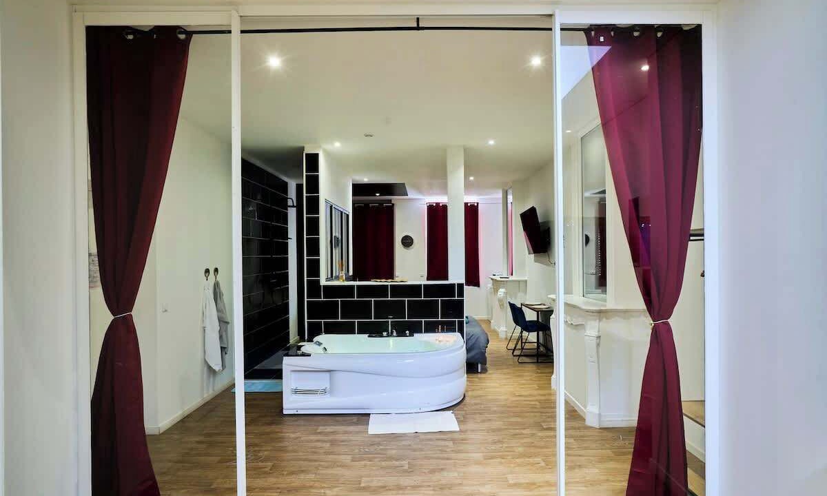 Photo of Bathroom in Tourcoing