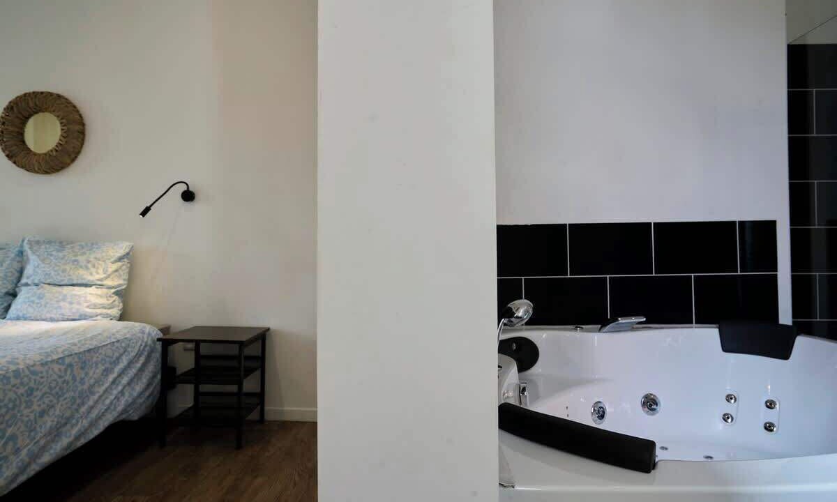 Photo of Bedroom in Tourcoing