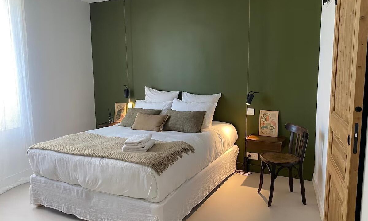 Photo of Bedroom in Gigondas