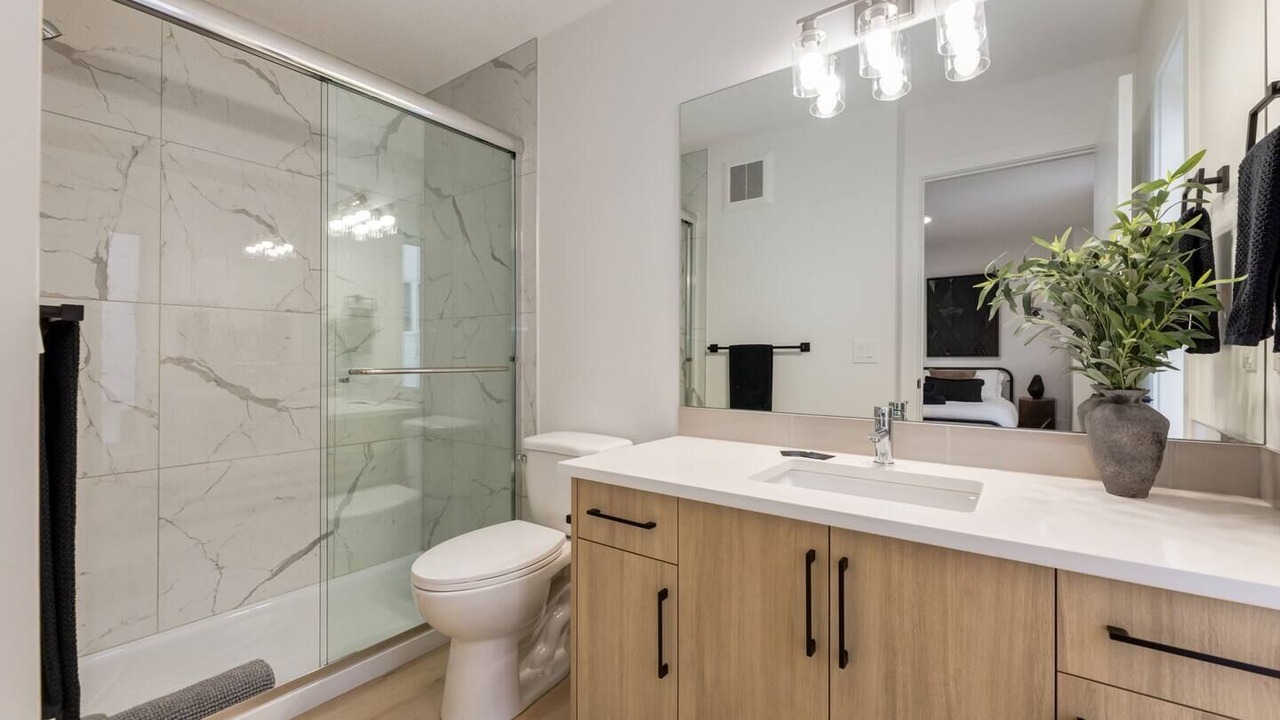 Photo of Bathroom in Shaganappi