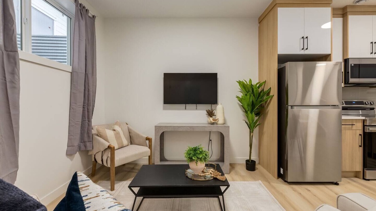 Photo of Livingroom in Shaganappi