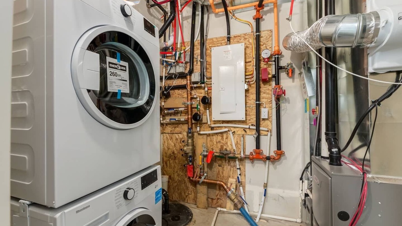 Photo of Others in Shaganappi