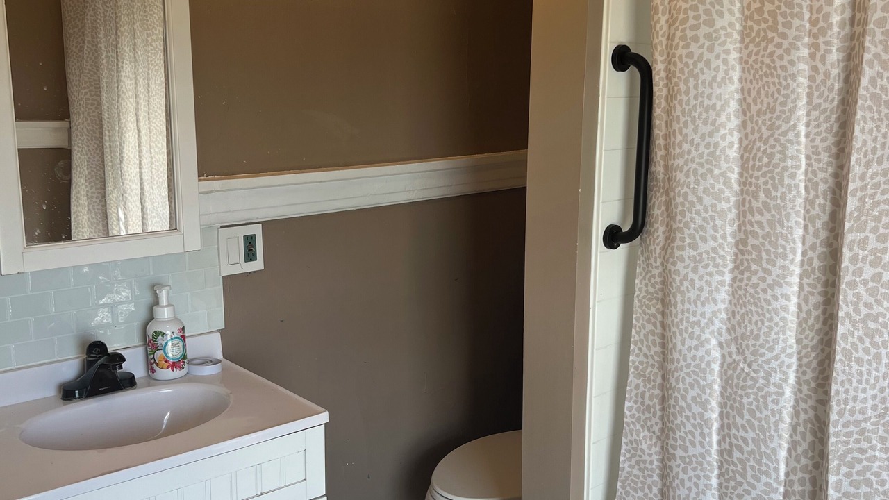 Photo of Bathroom in Algoma District