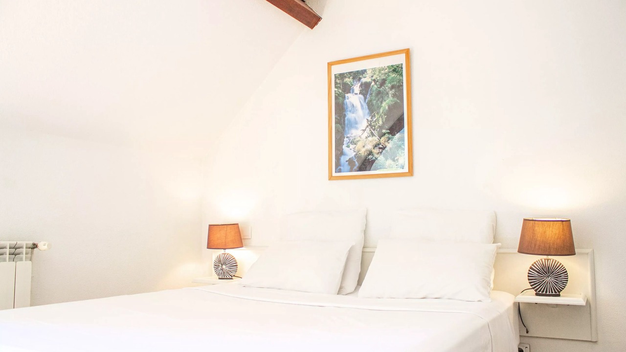 Photo of Bedroom in Bagneres-de-Bigorre