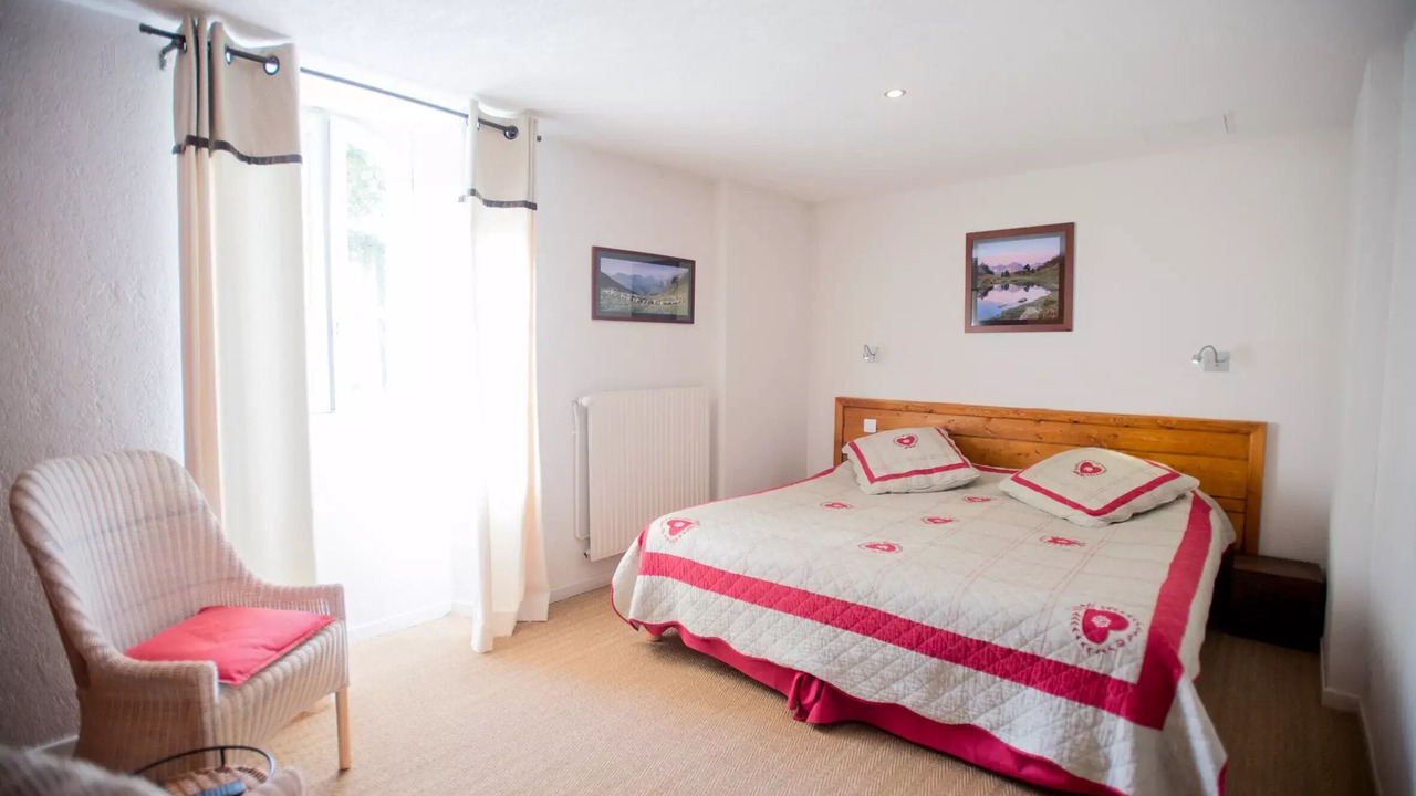 Photo of Bedroom in Bagneres-de-Bigorre
