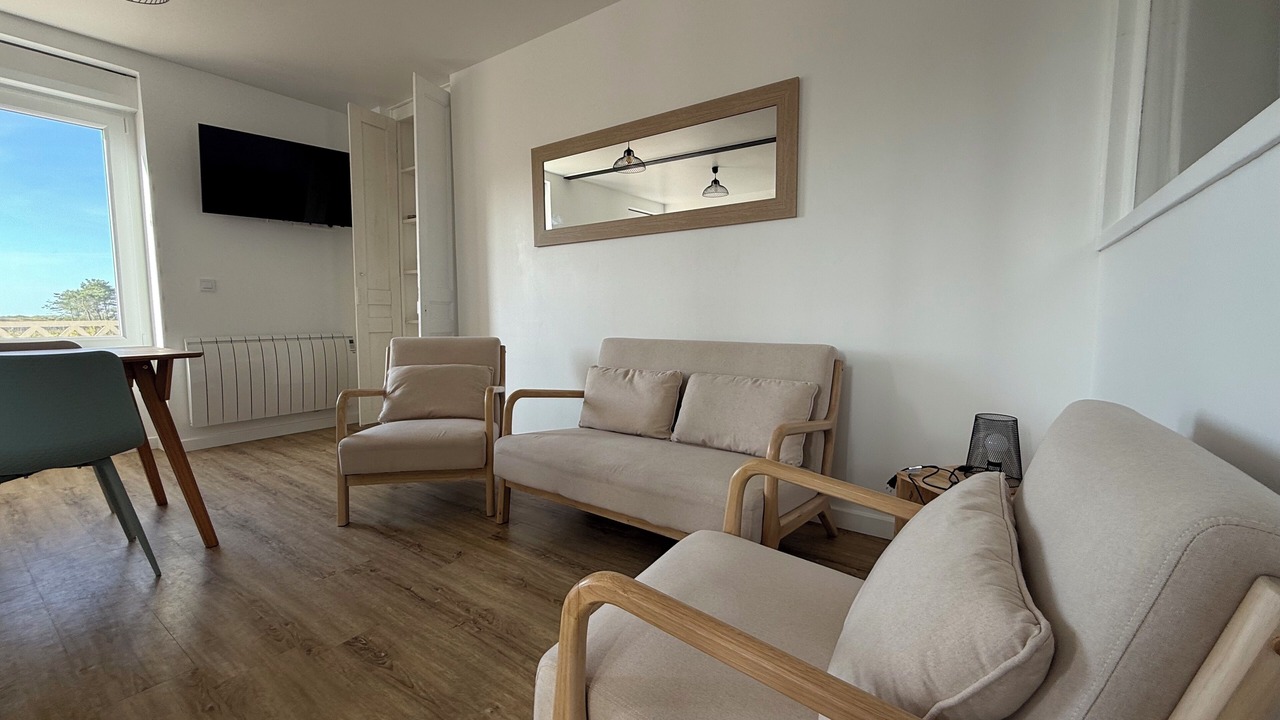 Photo of Livingroom in Portbail