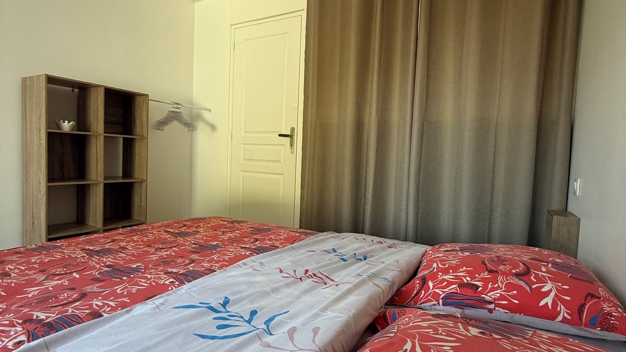 Photo of Bedroom in Portbail