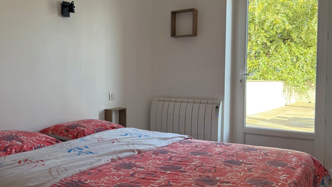 Photo of Bedroom in Portbail