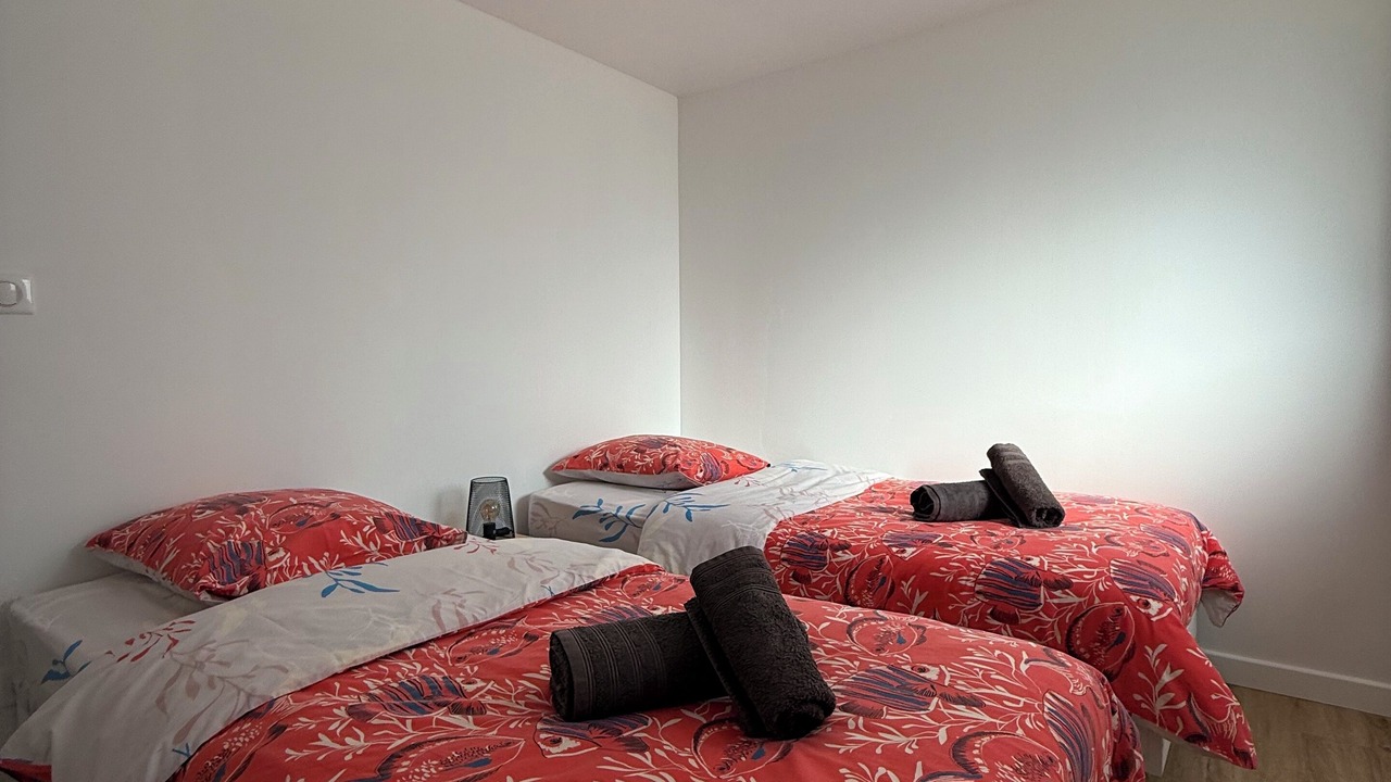 Photo of Bedroom in Portbail