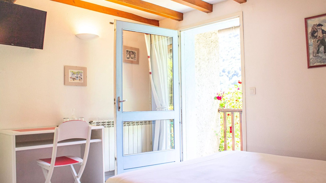 Photo of Bedroom in Bagneres-de-Bigorre