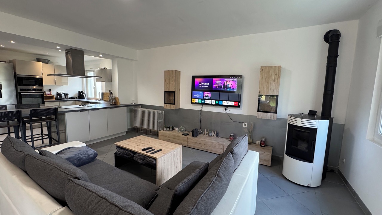 Photo of Livingroom in St-Andre-de-l'Eure